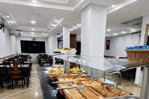 Café da manhã e refeições em Basilica Palace Hotel