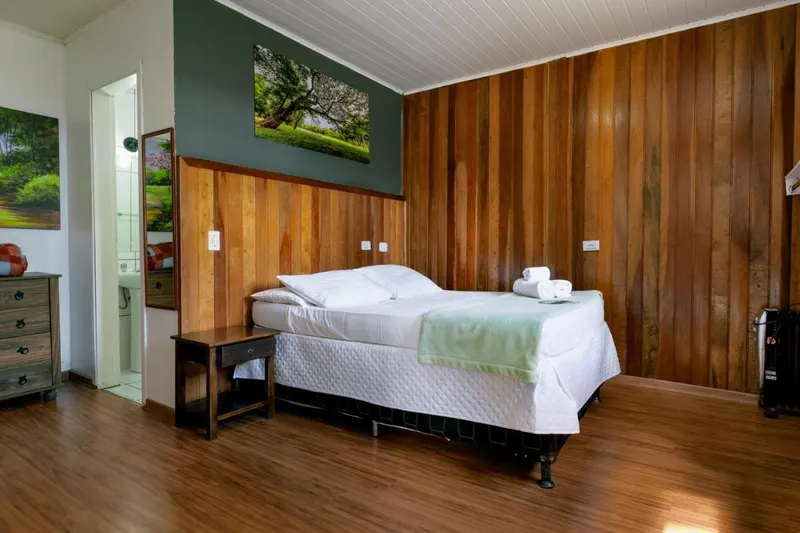 Quarto em Casa de Campos GuestHouse by Concavus