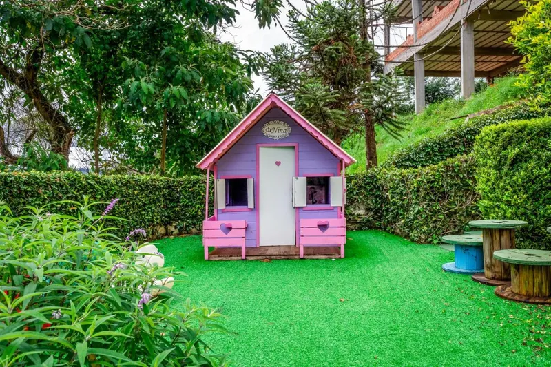 Espaço para crianças em CASA DE CAMPOS MOUNTAIN by Concavus