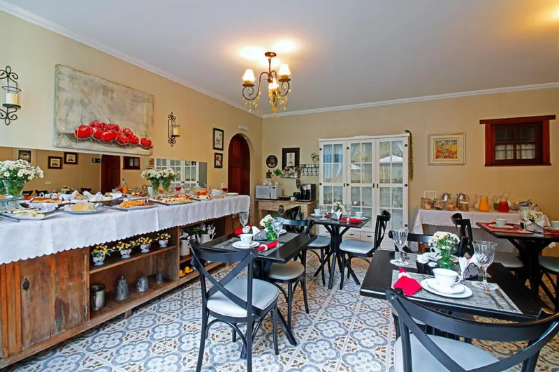 Café da manhã e refeições em Casablanca Hotel Boutique