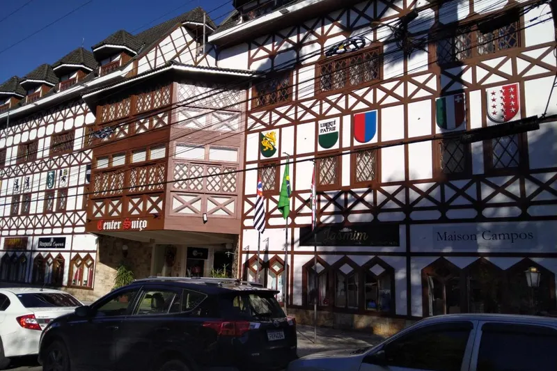 Fachada de Center Suiço Flat