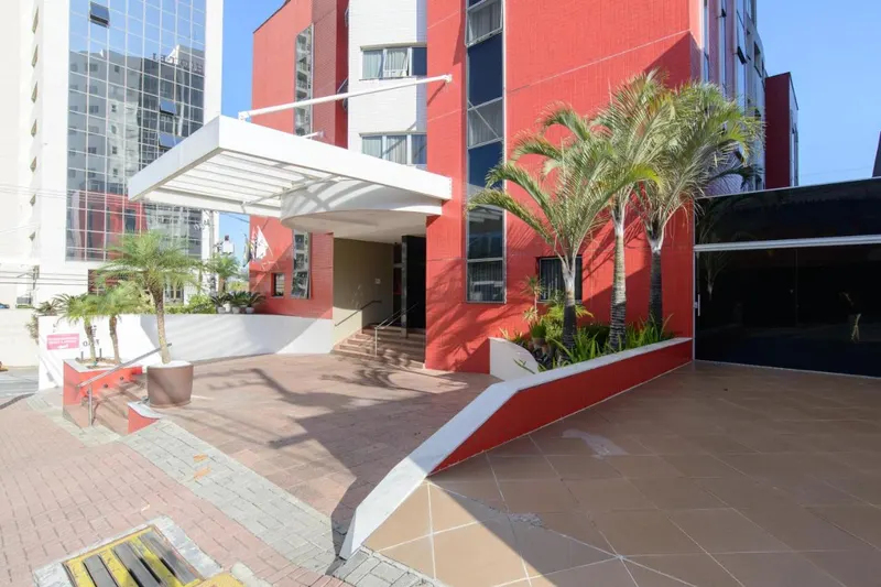 Fachada de Faro Hotel São José dos Campos
