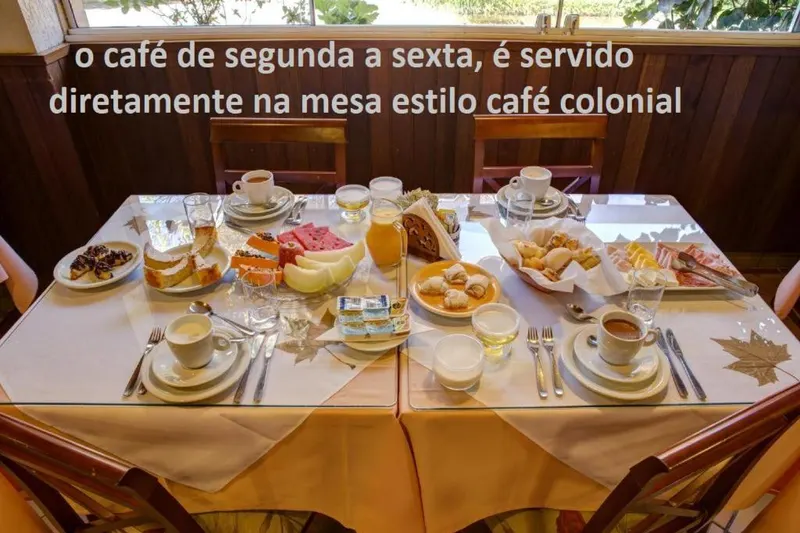 Café da manhã e refeições em Flat Hotel Palazzo Reale