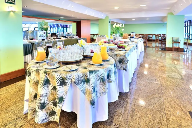 Café da manhã e refeições em Home Green Home