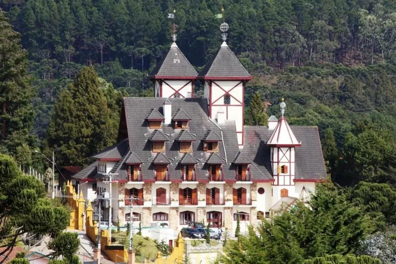 Fachada de Hotel Nacional Inn Campos do Jordão