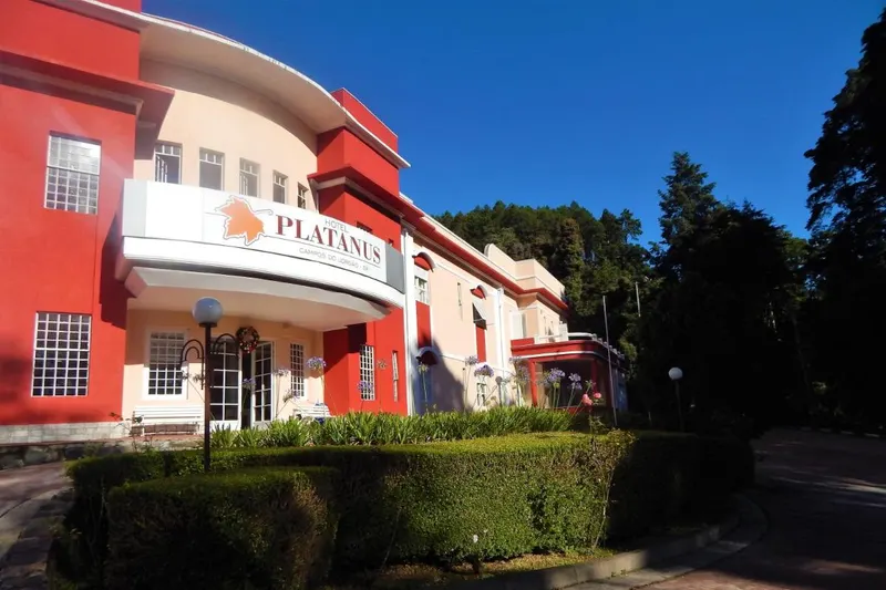 Fachada de Hotel Platanus