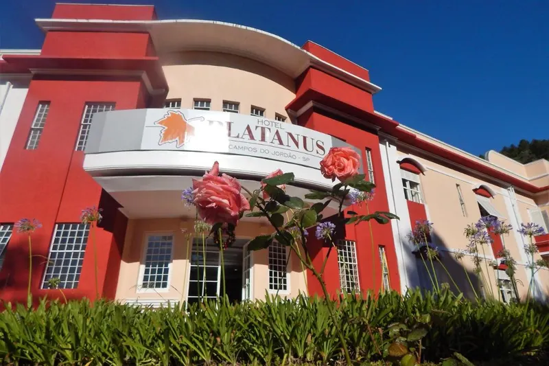 Fachada de Hotel Platanus