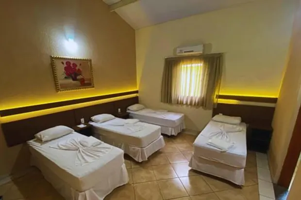 Quarto em Hotel Pousada Jovimar