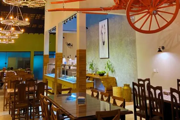 Café da manhã e refeições em Hotel Pousada Jovimar