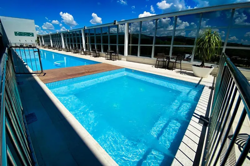 Piscina de Hotel Rainha Do Brasil