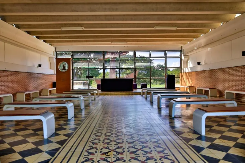 Área comum de Hotel Romaria Aparecida