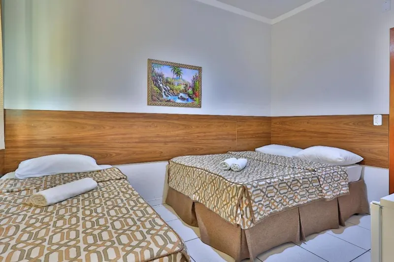 Quarto em Hotel Romaria Aparecida