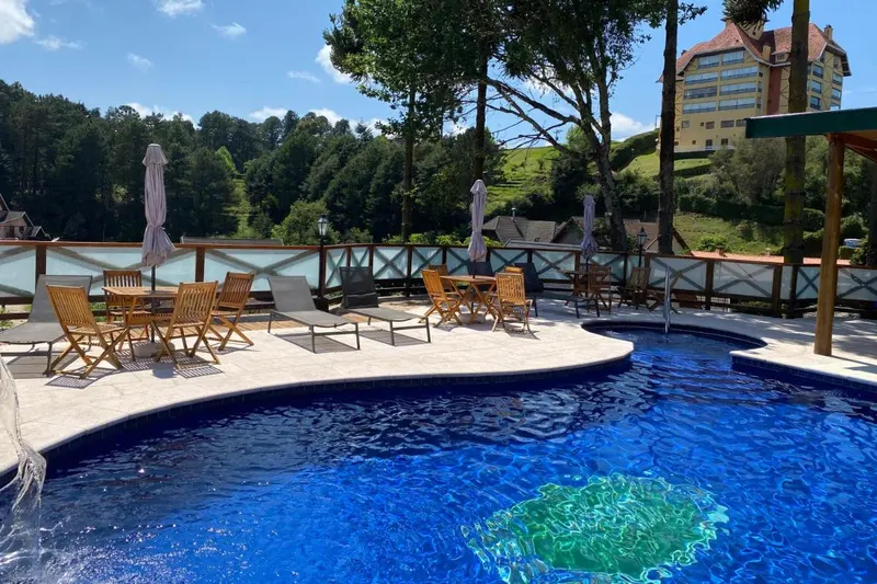 Piscina de Hotel Savoy Excellence