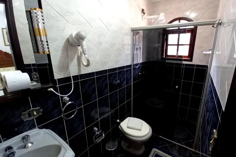 Banheiro em Hotel Shallon