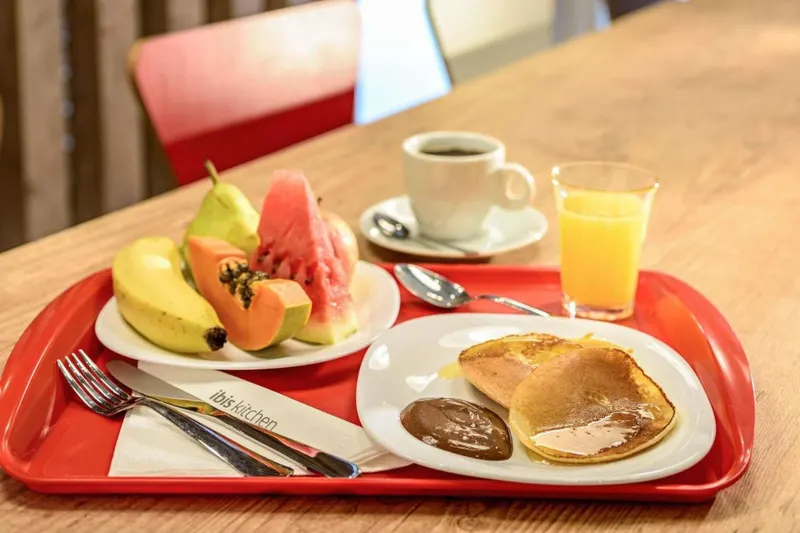 Café da manhã e refeições em ibis Jacareí