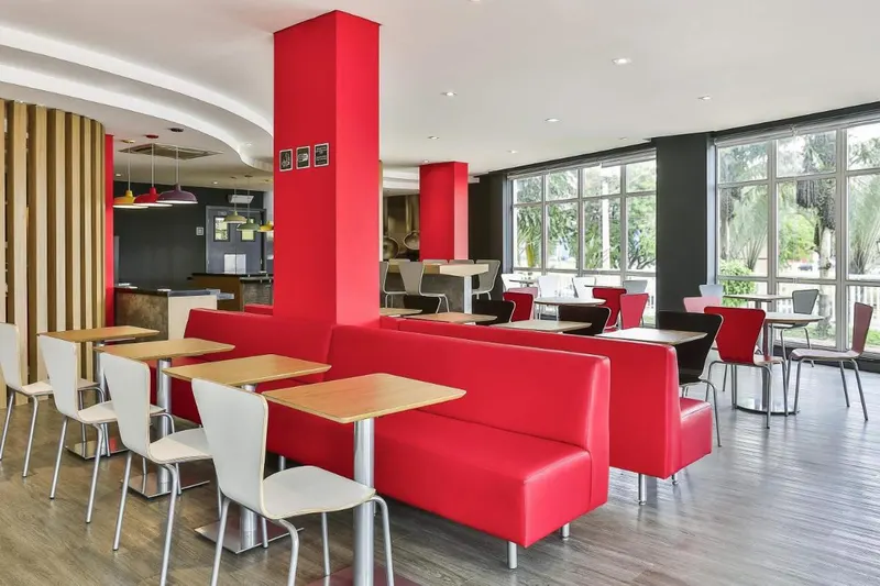 Área comum de Ibis São José dos Campos Colinas