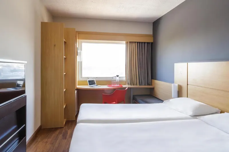 Quarto em ibis São José dos Campos Dutra