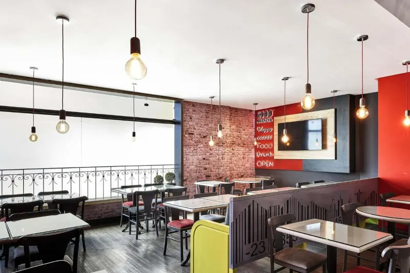 Café da manhã e refeições em Ibis Taubaté