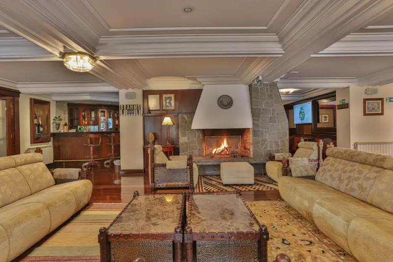Área comum de Le Suisse Elegance Hotel