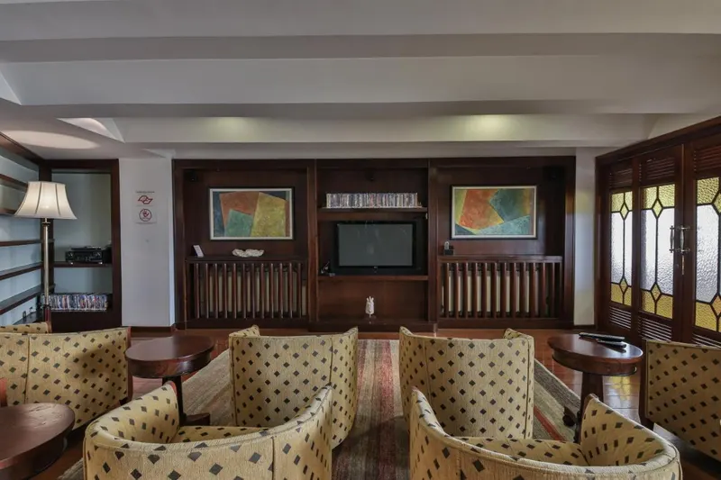 Área comum de Le Suisse Elegance Hotel