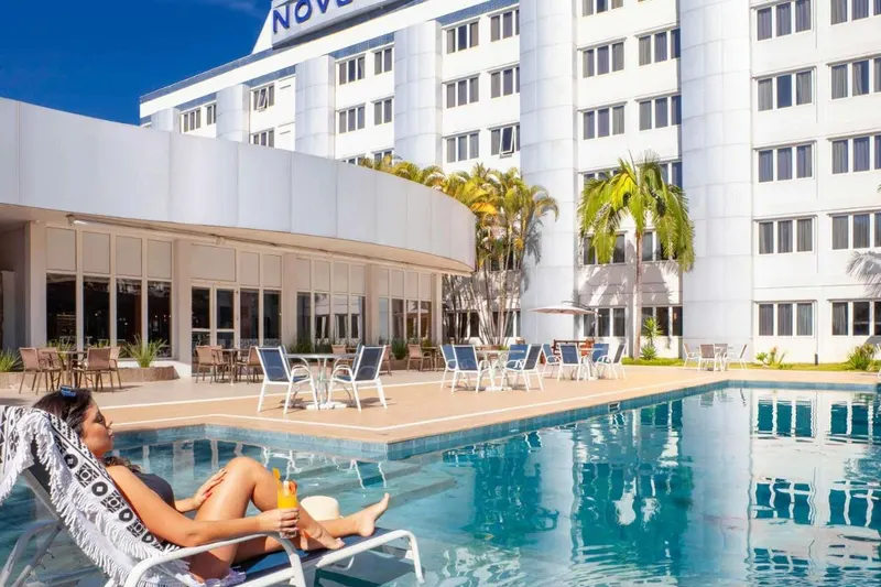 Piscina de Novotel Sao Jose dos Campos