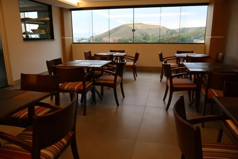 Café da manhã e refeições em Ouro Minas Plaza Hotel