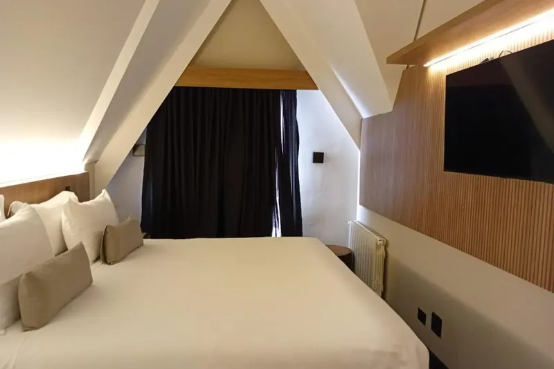 Quarto em Pinot Hotel