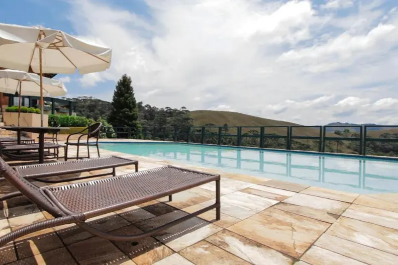 Piscina de Plaza Inn Week Inn