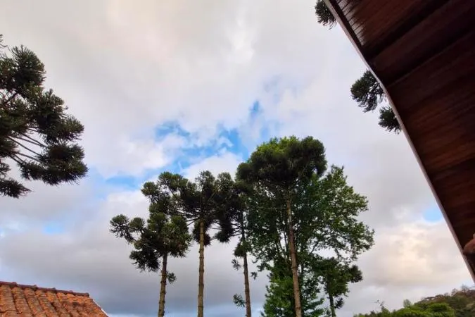 Vista a partir de Pousada Cantinho da Serra CJ