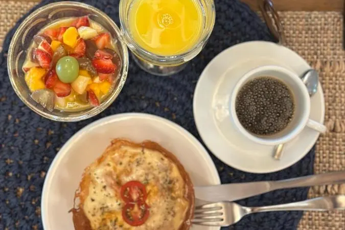 Café da manhã e refeições em Pousada da Pedra