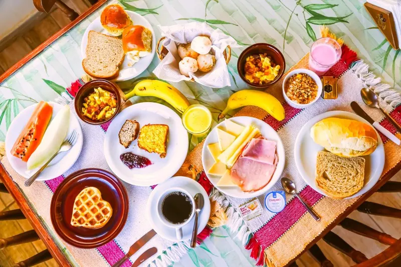 Café da manhã e refeições em Pousada Highland