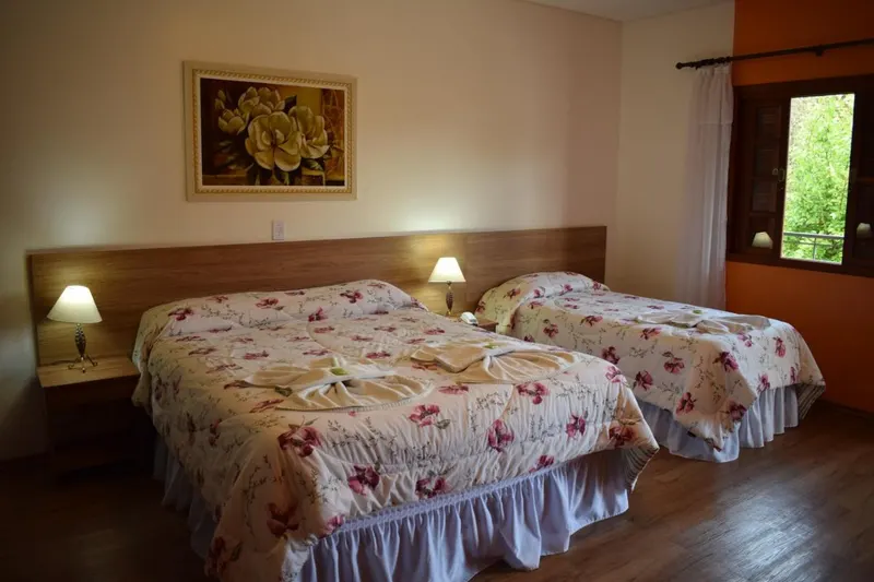 Quarto em Pousada Recanto Feliz