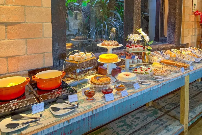 Café da manhã e refeições em Pousada Victoria Villa Campos do Jordão