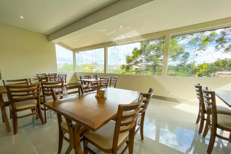 Café da manhã e refeições em Pousadinha Campos