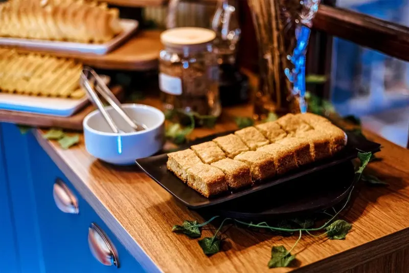 Café da manhã e refeições em Smart Hotel Reserva Campos do Jordão