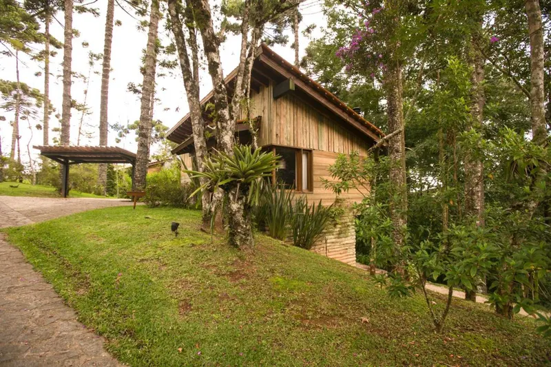 Fachada de Toriba