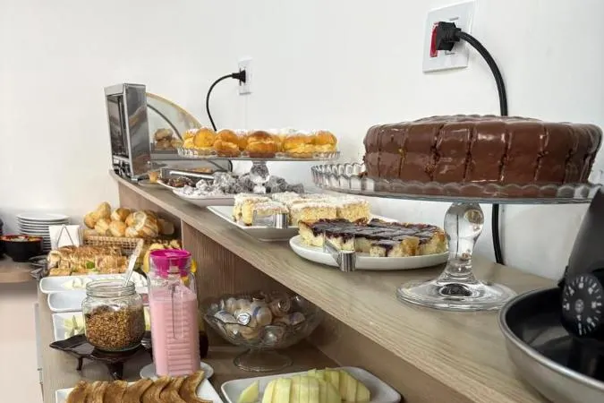 Café da manhã e refeições em Vhl Home Campos do Jordao