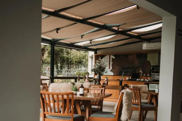 Café da manhã e refeições em Villa Amistà Campos do Jordão